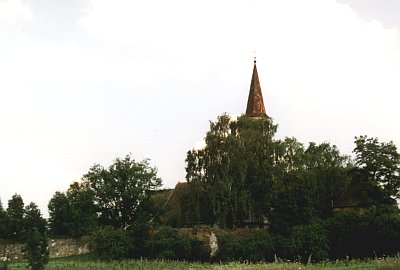 Ringmauer und Kirchenburg